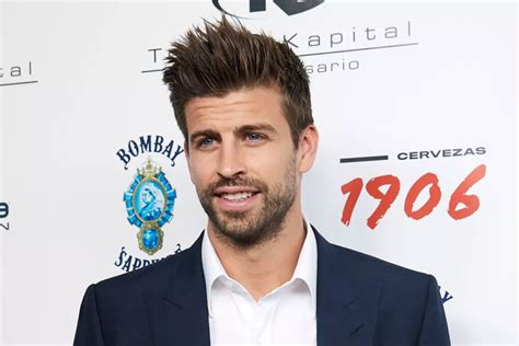 Ops! Desnudo accidental de Gerard Piqué inunda las redes